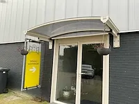 Entree overkapping - afbeelding 1 van  10