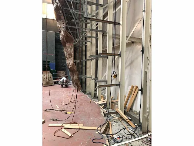 Entreprises klimwand (ca. 200m2) - afbeelding 5 van  26