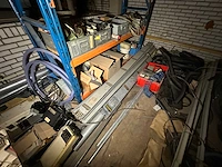 Entresol inhoud met diverse onderdelen, gereedschappen en accessoires - afbeelding 10 van  19