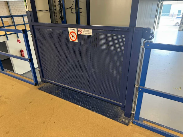 Entresol vloer (20x9,50 mtr) (190m2) - afbeelding 46 van  58