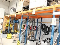Entresolvloer bestaande uit 13 staander met afmeting 60 x 250cm, 22 liggers met lengte 250 cm, 10 verbindin... - afbeelding 3 van  4
