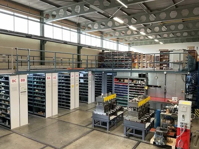 Entresolvloer (ca. 260 m²) - afbeelding 1 van  27