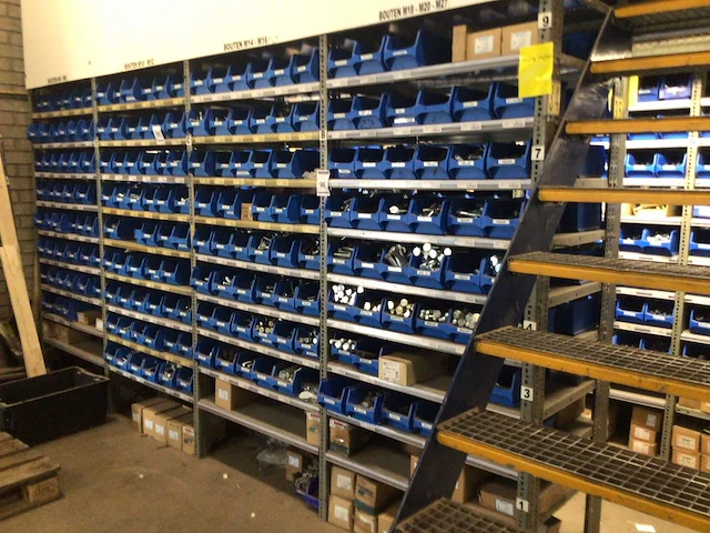 Entresolvloer/ magazijnstelling - afbeelding 19 van  23