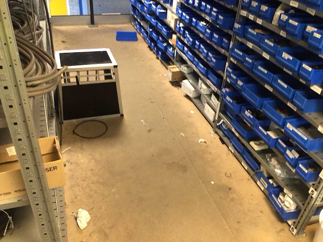 Entresolvloer met magazijnstelling - afbeelding 3 van  12