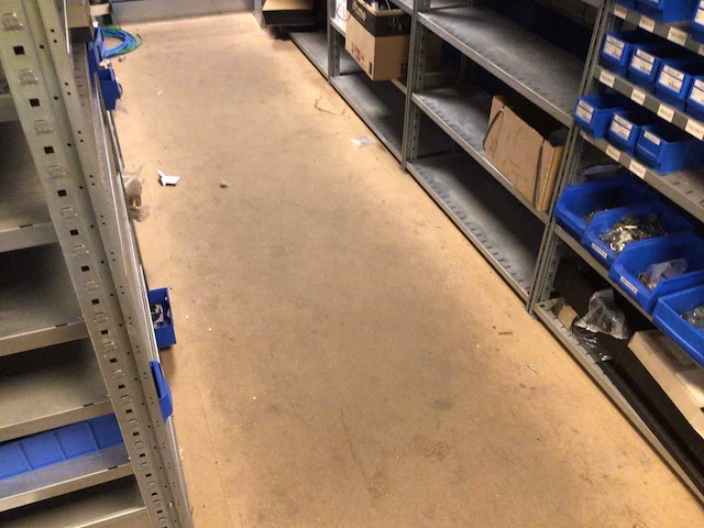 Entresolvloer met magazijnstelling - afbeelding 4 van  12