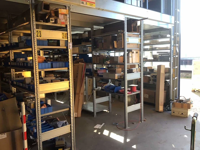 Entresolvloer met magazijnstelling - afbeelding 5 van  12