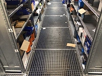 Entresolvloer met magazijnstellingen - afbeelding 4 van  13