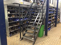 Entresolvloer met magazijnstellingen - afbeelding 7 van  13