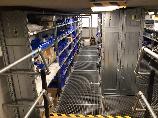Entresolvloer met magazijnstellingen - afbeelding 11 van  13
