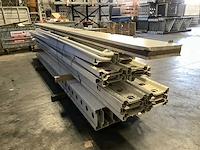 Entresolvloer met trap en leuning circa 15x10mtr - afbeelding 13 van  19