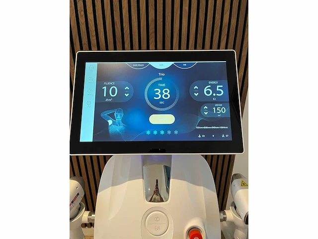 Eos lason - diode ice - laser apparaat - afbeelding 18 van  30