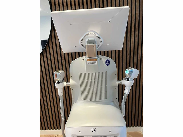 Eos lason - diode ice - laser apparaat - afbeelding 19 van  30