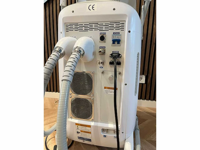 Eos lason - diode ice - laser apparaat - afbeelding 21 van  30