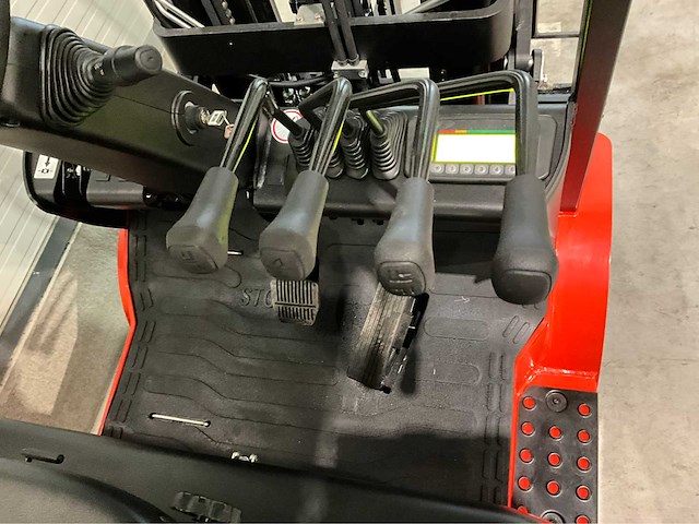 Ep - 2025 - efl 181 li-ion - vorkheftruck - afbeelding 16 van  26