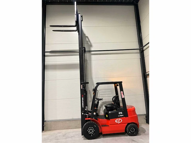 Ep - 2025 - efl 252 x - vorkheftruck - afbeelding 2 van  38