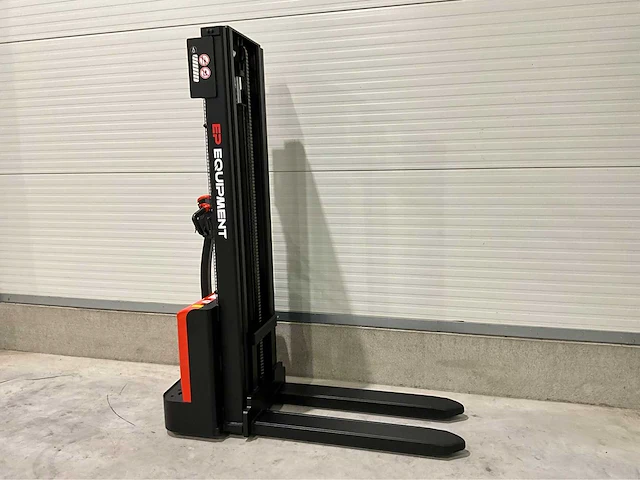 Ep - 2025 - esl 3,3 meter - stapelaar - afbeelding 22 van  22