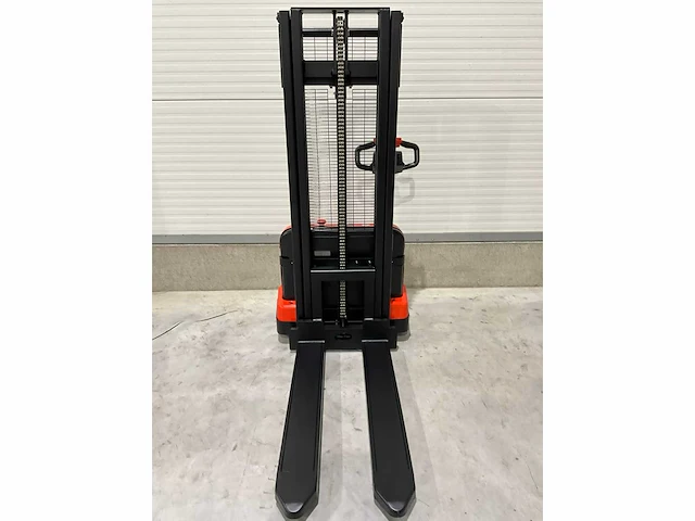 Ep - 2025 - est 124 2,7 meter - stapelaar - afbeelding 19 van  22