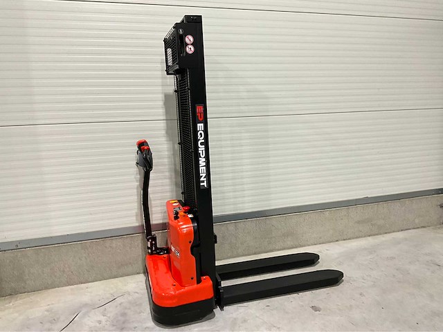 Ep - 2025 - est 124 3,0 meter - stapelaar - afbeelding 7 van  18