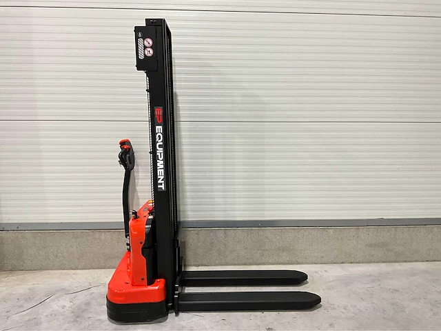 Ep - 2025 - est 124 3,3 meter - stapelaar - afbeelding 20 van  21