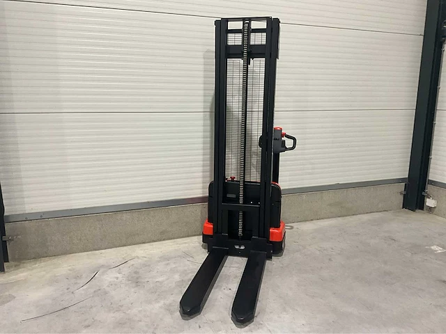 Ep - 2025 - est 124 3,6 meter - stapelaar - afbeelding 5 van  20