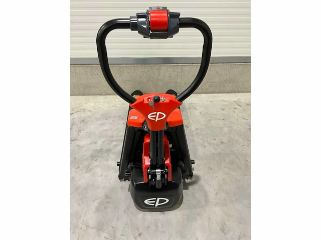 Ep - 2025 - f3 in krat - elektrische palletwagen - afbeelding 12 van  15