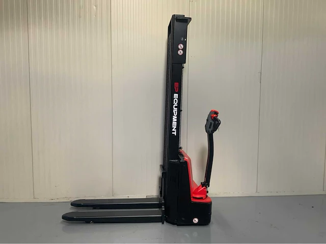 Ep - est 3,6 meter - stapelaar, interne lader - afbeelding 14 van  15