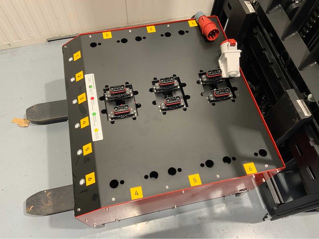 Ep x4-30 - 4.8 meter, 2025 triplex, free-lift, side-shift, uitneembare accu's incl. docking station vorkheftruck - afbeelding 21 van  37