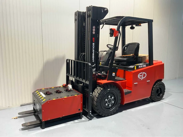 Ep x4-30 - 4.8 meter triplex, uitneembare accu's incl. docking station accu's, free-lift, side-shift vorkheftruck - afbeelding 1 van  37