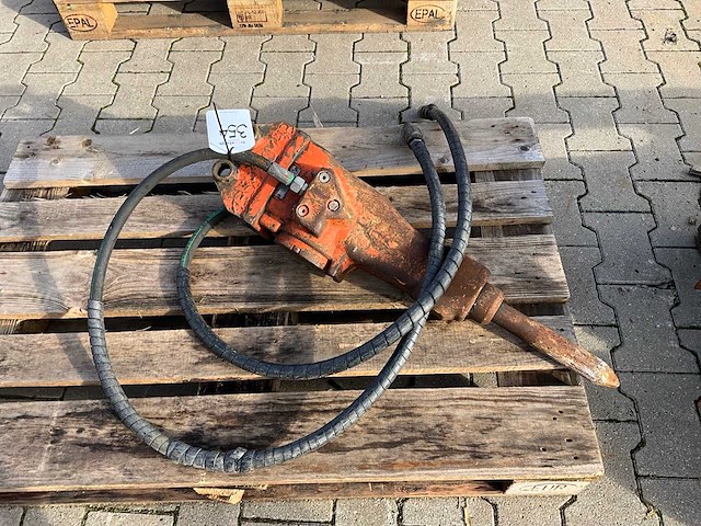 Epiroc sb 52 hydraulische sloophamer - afbeelding 1 van  6