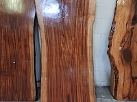 Epoxy boomstamtafel suar walnoot 180x90 binnen/buiten, sanderz, 2025 - afbeelding 3 van  6
