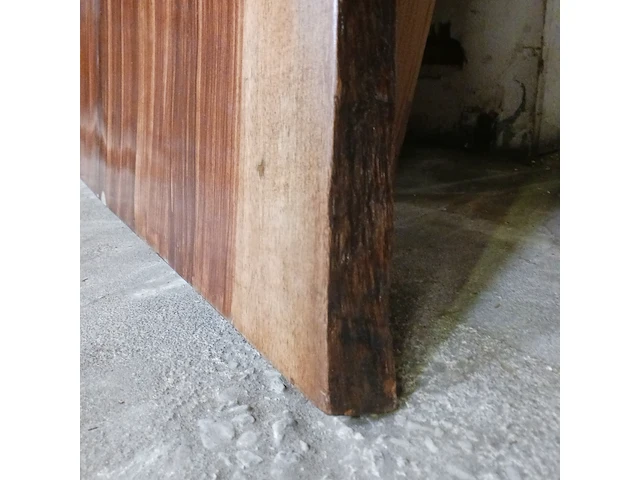 Epoxy boomstamtafel suar walnoot 180x90 binnen/buiten, sanderz, 2025 - afbeelding 5 van  6