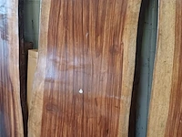 Epoxy boomstamtafel suar walnoot 180x90 binnen/buiten, sanderz, 2025 - afbeelding 2 van  5