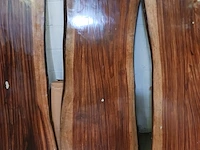 Epoxy boomstamtafel suar walnoot 180x90 binnen/buiten, sanderz, 2025 - afbeelding 3 van  5