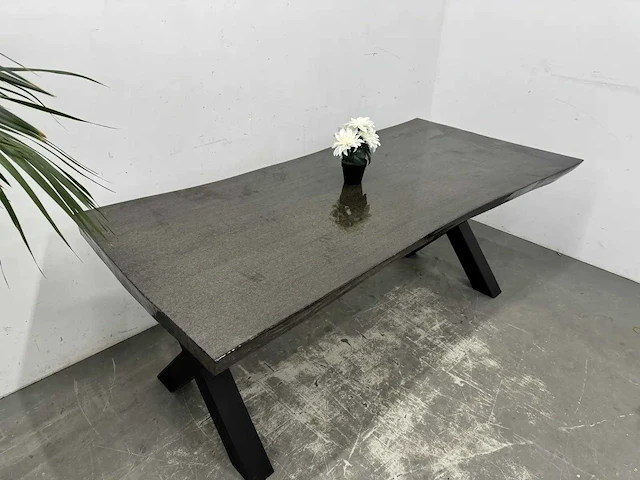 Epoxy boomstamtafel - afbeelding 2 van  9