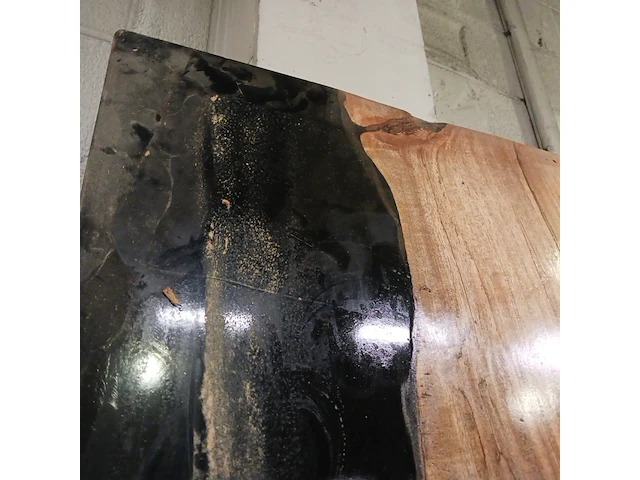 Epoxy buiten binnen eettafel 240x100, 2025 - afbeelding 3 van  4