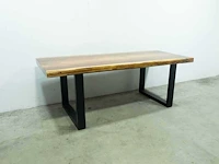 Epoxy eetkamertafel boomstam - afbeelding 1 van  6