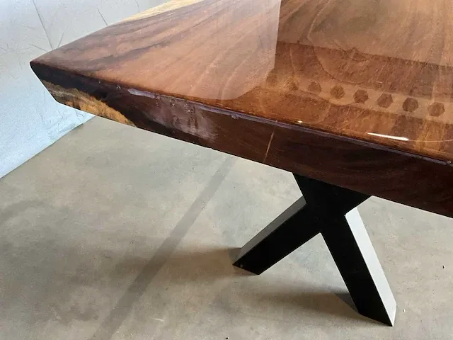 Epoxy eetkamertafel - afbeelding 4 van  16