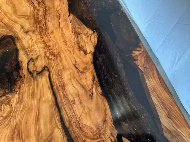 Epoxy eetkamertafel - afbeelding 22 van  22