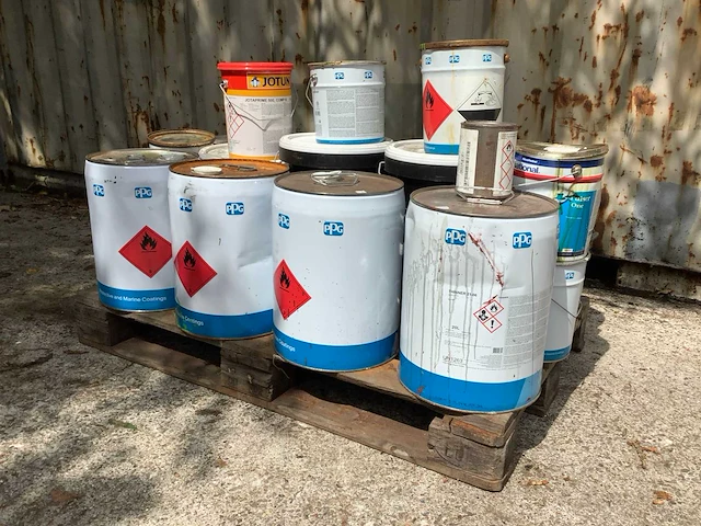 Epoxy primers en thinners - afbeelding 1 van  5