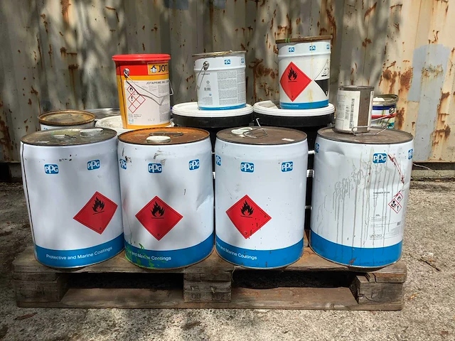 Epoxy primers en thinners - afbeelding 2 van  5