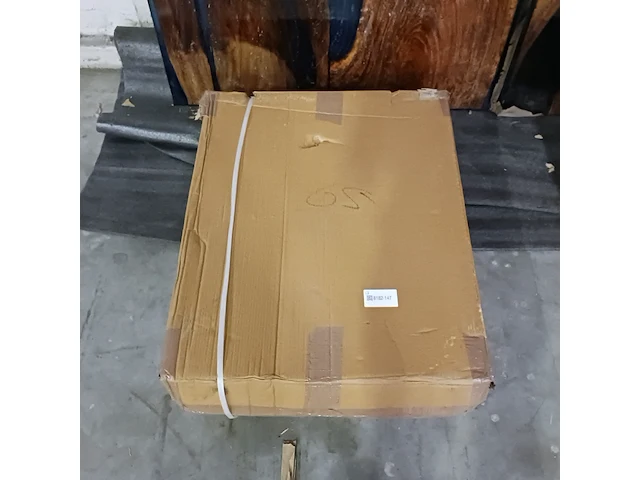 Epoxy suar/walnut wood tafel binnen/buiten incl. x poten(2), sanderz, 2025 - afbeelding 4 van  4