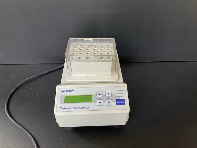 Eppendorf ag thermomixer compact - afbeelding 1 van  4