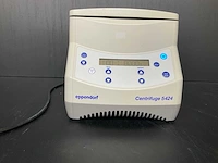 Eppendorf centrifuge 5424 - afbeelding 2 van  3