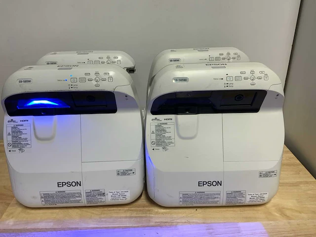 Epson eb-585wi beamer (4x) - afbeelding 1 van  7
