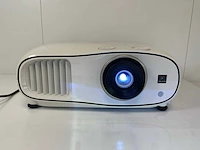 Epson (eh-tw6700) 3000 lumens fhd projector (1346 hrs - lamp hours) - afbeelding 1 van  6
