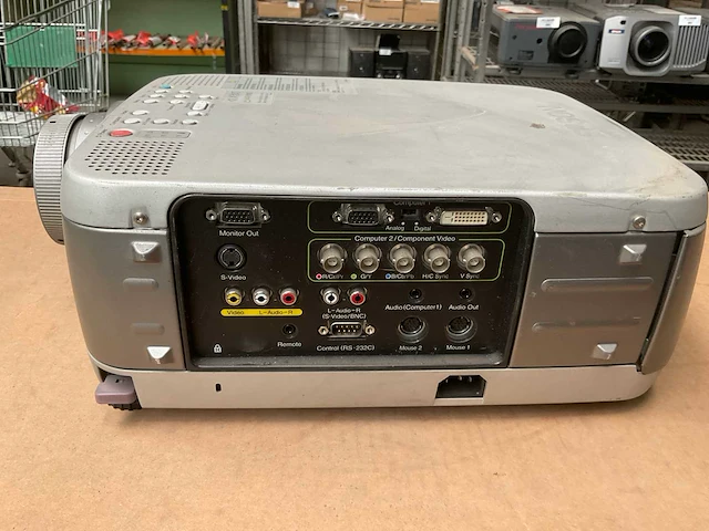 Epson emp-7700 power lite projector lcd - afbeelding 4 van  6