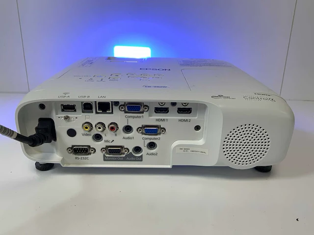 Epson (h987b) 4200 lumen hd wxga projector (40 hrs - lamp hours) - afbeelding 5 van  8