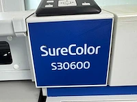 Epson surecolor sc-s30600 (k191a) eco-solvent grootformaat printer - afbeelding 3 van  10