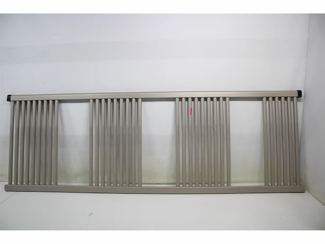 Ercos handdoekradiator/ badkamerradiator afmetingen 600 x 1800 mm mat zand - afbeelding 4 van  4