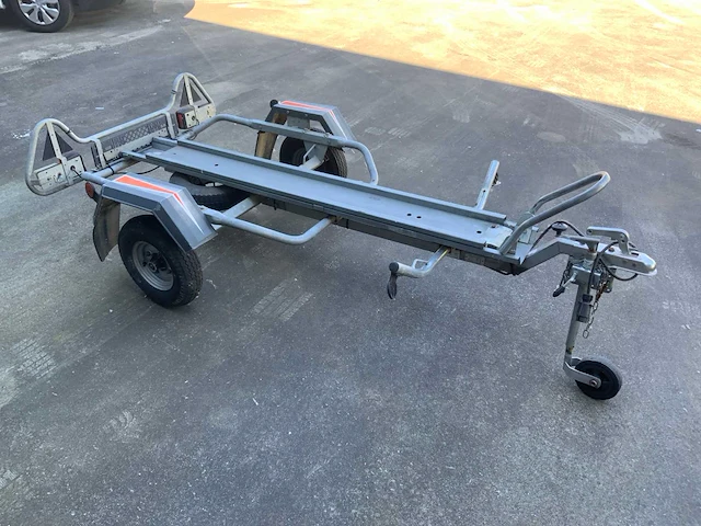 Erdê pm 300 motor aanhangwagen - afbeelding 11 van  13